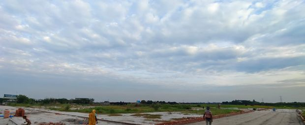 Buy Ready Plot Near Mohammadpur-Bosila – Muktodhara City